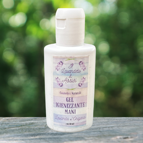 Il "Gel Igienizzante Mani Lavanda e Origano" è un prodotto disinfettante per le mani che combina l'efficacia antibatterica dell'origano con l'aroma rilassante della lavanda. Ideale per mantenere le mani pulite quando non è possibile lavarle con acqua e sapone, questo gel si assorbe rapidamente, lasciando le mani fresche e leggermente idratate.