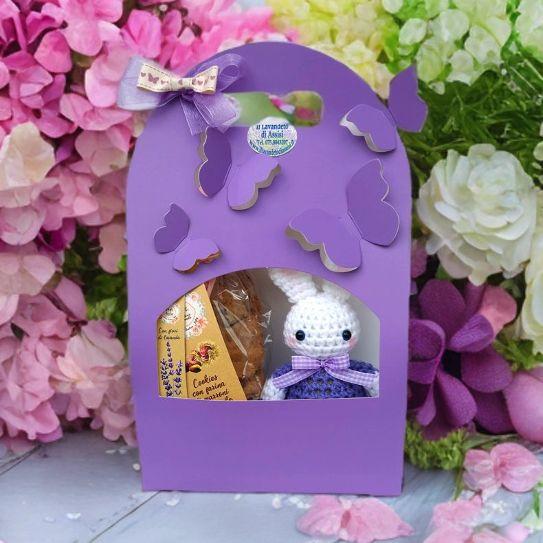 confezione regalo pasqua con cookies e coniglietto all’uncinetto decorazione pasquale