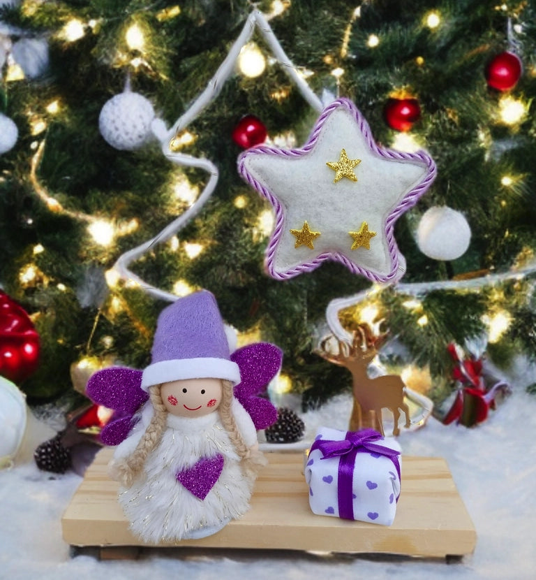 Decorazione natalizia con angioletto alla lavanda, stella, albero e cervo