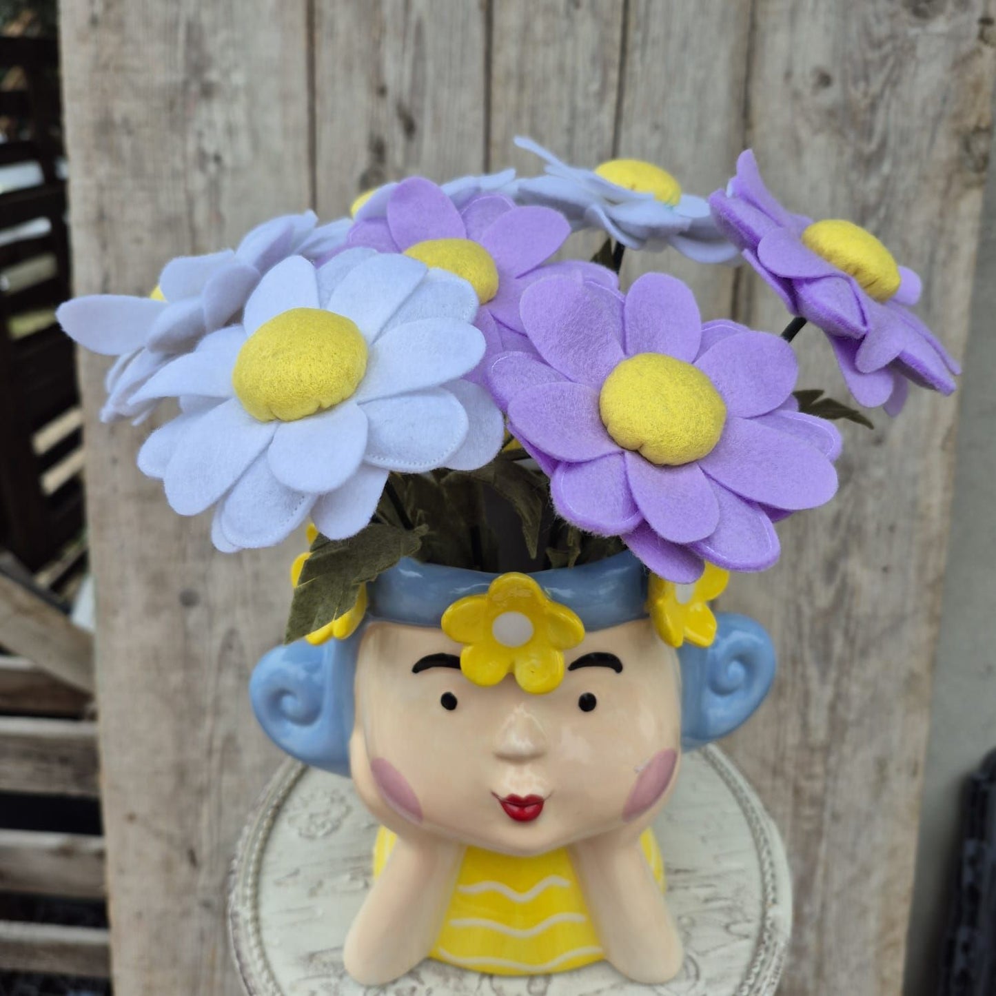 fiori di pannolenci, diffusore per ambienti margherita in pannolenci. Idee regalo profumate, bomboniere con fiori