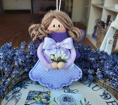 Fatina, fatine, fatina della lavanda, bambola fatina, profuma ambiente fatina, sacchetto lavanda a forma di fatina, bambola fatta a mano, bambola per auto, profuma auto lavanda, bomboniera compleanno, bomboniera battesimo, idea regalo Natale, decorazioni natalizie originali, idee regalo utili e originali. sacchetto lavanda, decori Natalizi, decorazioni Natalizie