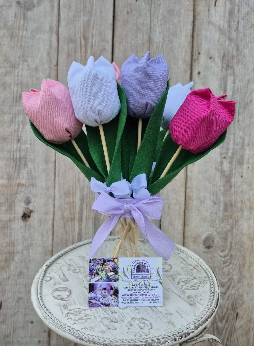 Tulipani realizzati a mano, fiori in stoffa. Tulipani con lavanda.
sacchetti lavanda, sacchettini lavanda. idee regalo Pasqua, idee regalo Natale, fiori artificiali tulipani
