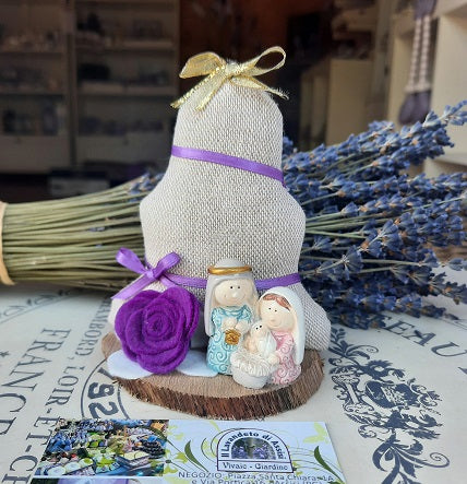 Albero di Natale artigianale con lavanda e natività, decorazione profumata e idea regalo Natale