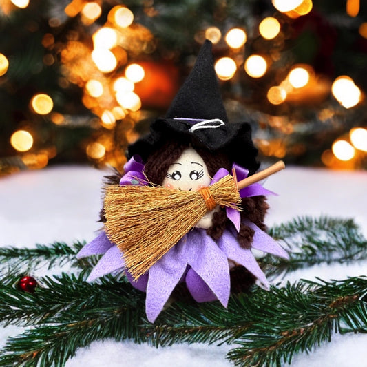 befana con lavanda fatta a mano capelli castani idea regalo epifania originale streghetta profumata decorazione befana da appendere sacchetto lavanda artigianale regalo epifania per tutti