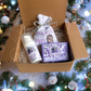 Gift box, gift box con crema mani. Idea regalo natalizia, confezione regalo. Idea regalo Natale, crema man alla lavanda, saponetta alla lavanda, sapone alla lavanda, sapone naturale. Sacchettino di lavanda, sacchettino con lavanda, sacchetto ricamato a mano.