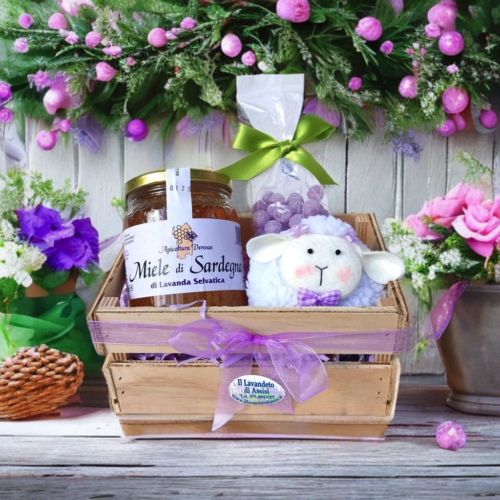 idee regalo pasqua bambini cestino con pecorella miele e caramelle regalo pasquale